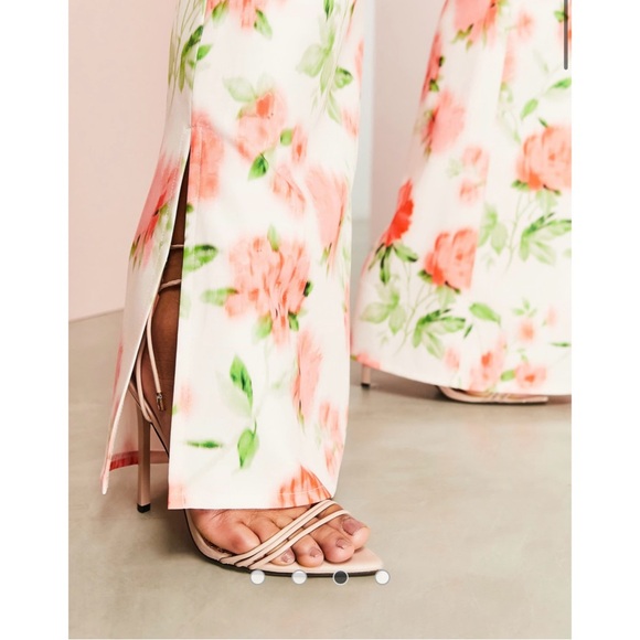 *NWT* ASOS Curve Floral Slit Flare Trousers - Picture 3 of 7